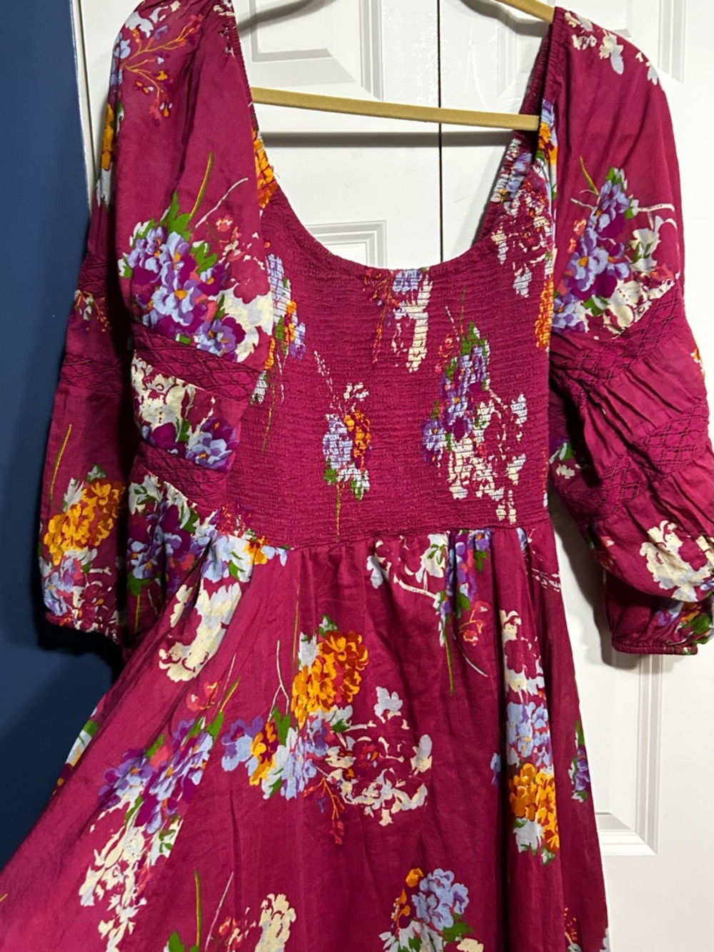 Free People Handkerchief dress Magenta Floral Puff-Sleeve Midi Dress - Picture 3 of 10